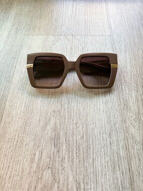 quay australia notorious brown oversized square statement sunglasses eyewear NEW
